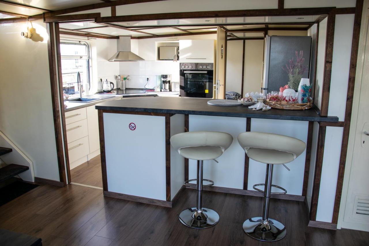 Apartamento Island-Dreams Hausboot Cecilie Schleswig Exterior foto