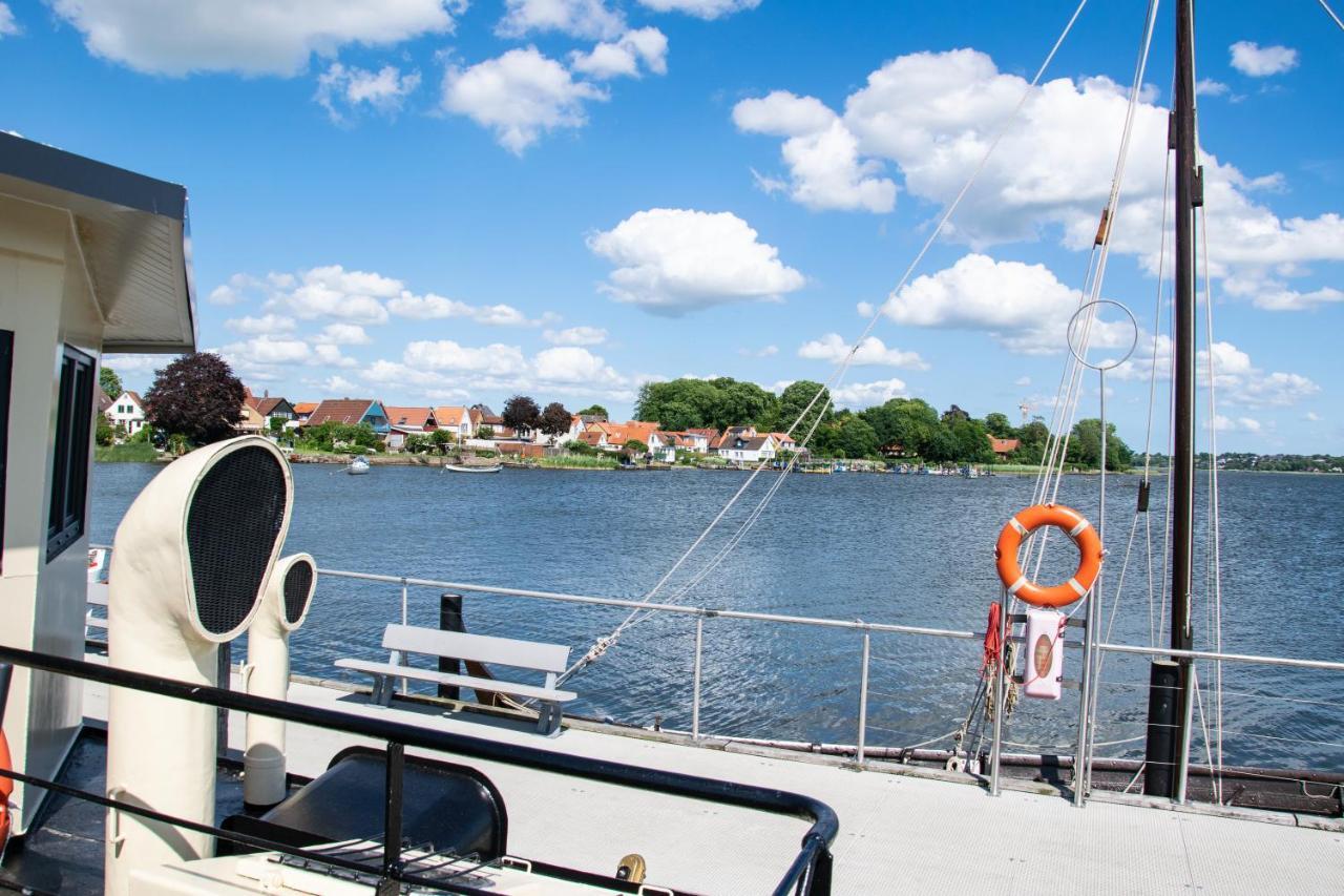 Apartamento Island-Dreams Hausboot Cecilie Schleswig Exterior foto