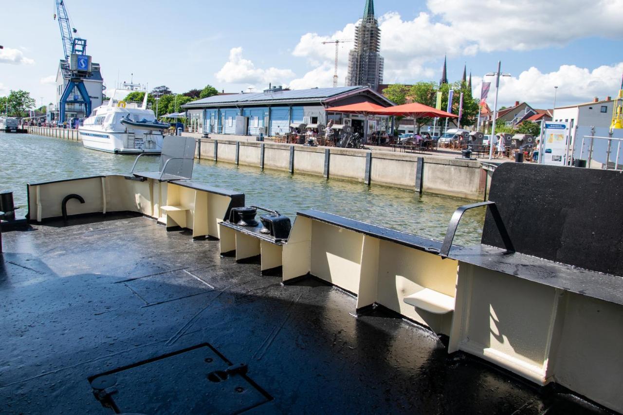 Apartamento Island-Dreams Hausboot Cecilie Schleswig Exterior foto